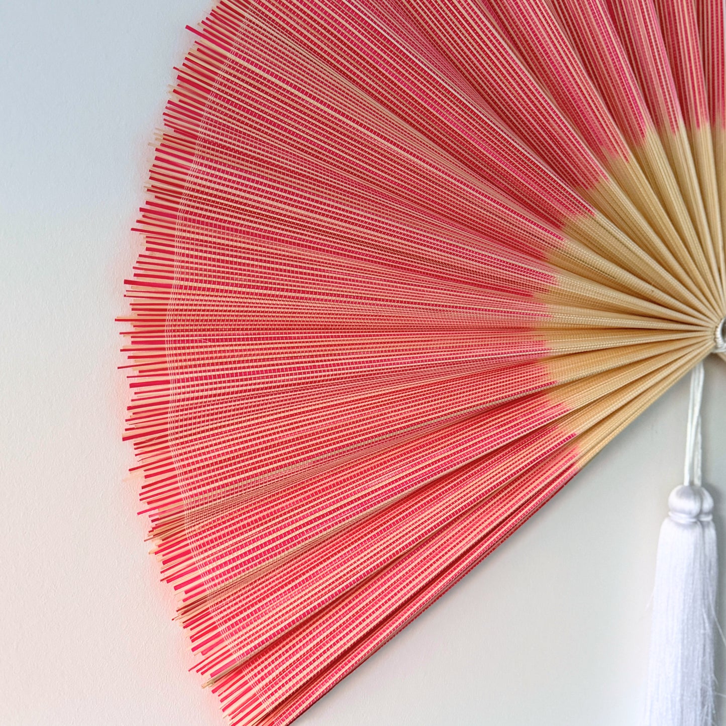 Saga Bambusvifte Rosa Hvid Kvast - Limited