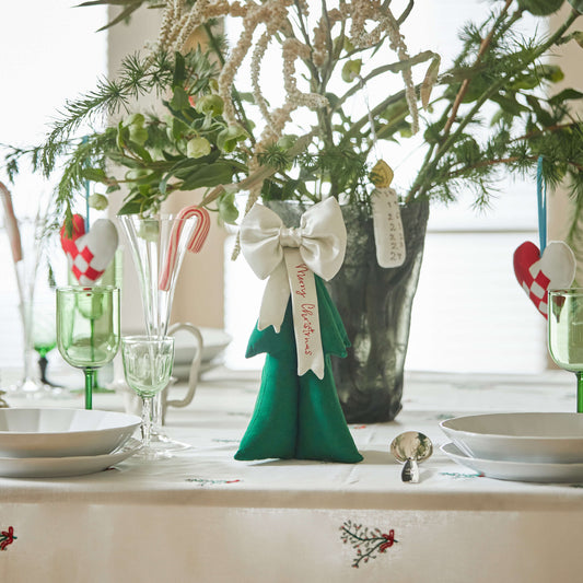 Polstret Juletræ med Satin-sløjfe og broderi