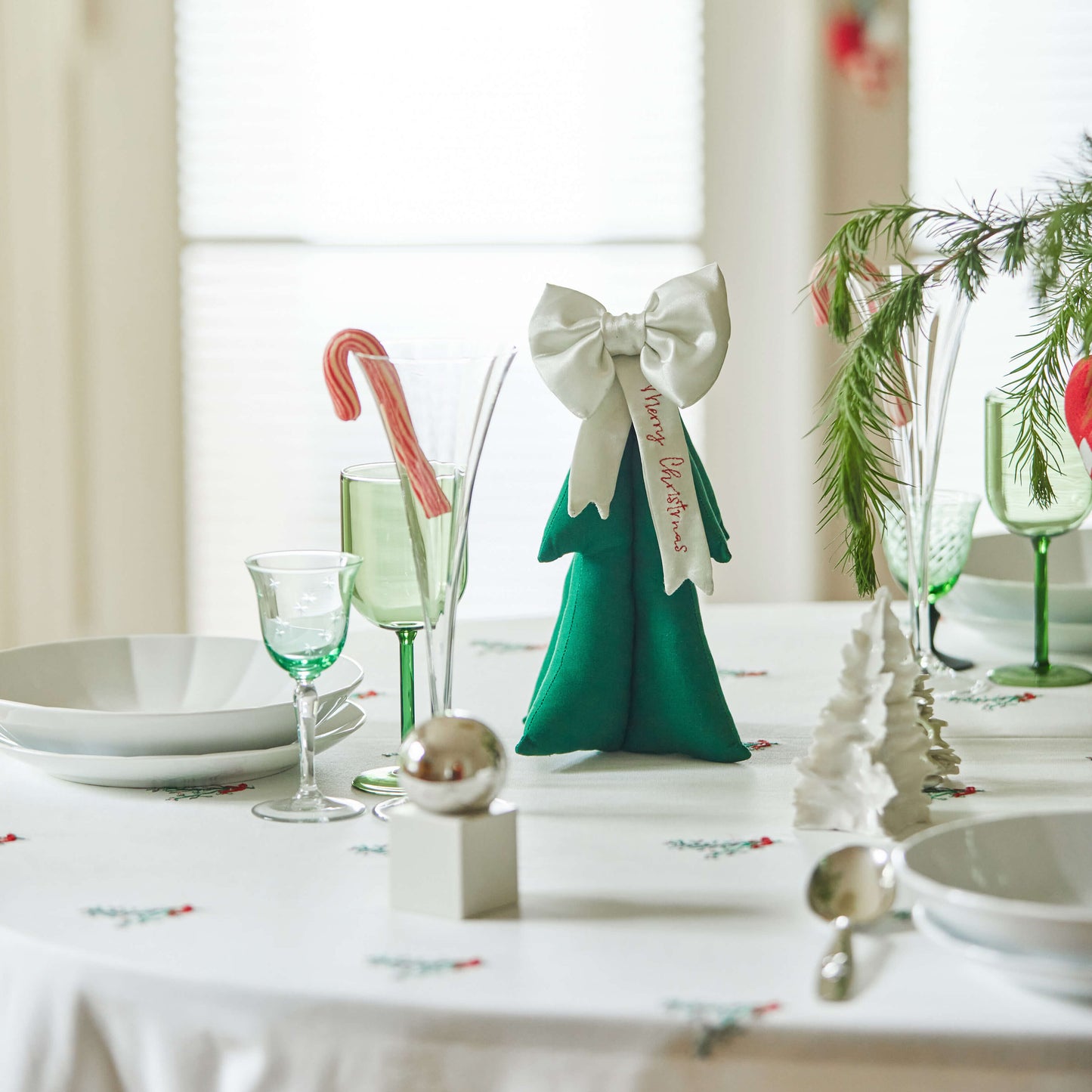 Polstret Juletræ med Satin-sløjfe og broderi
