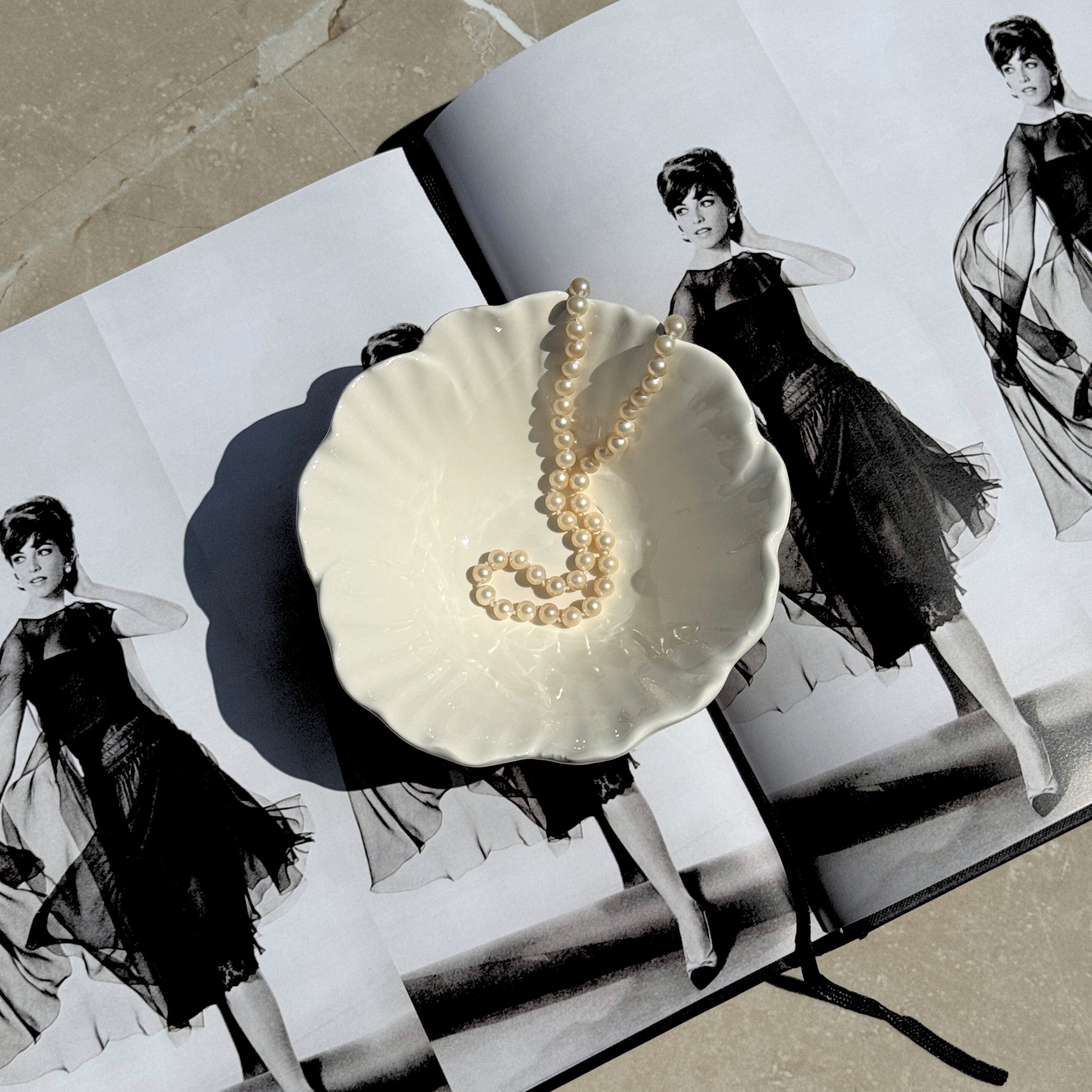 Flora – Hvid blomsterskål