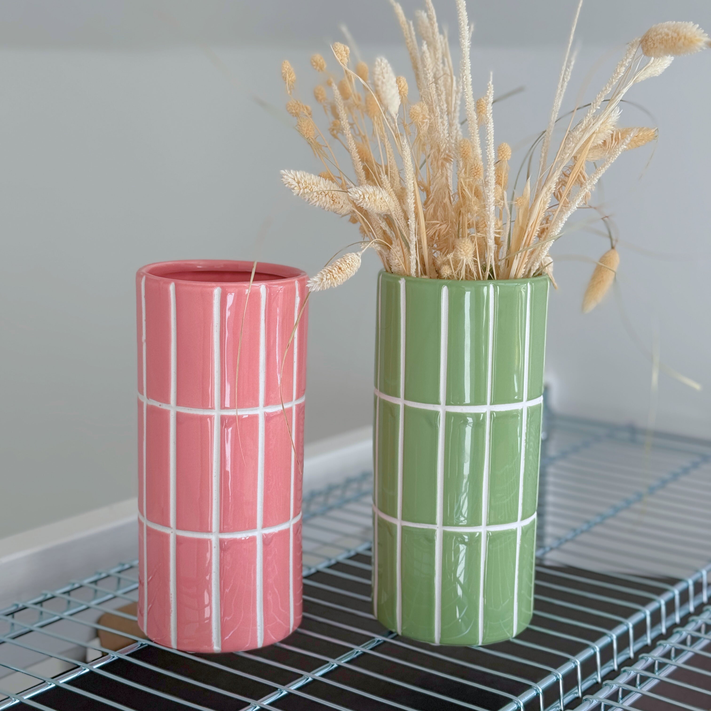 Liv – Keramisk Flisevase i Matchagrøn