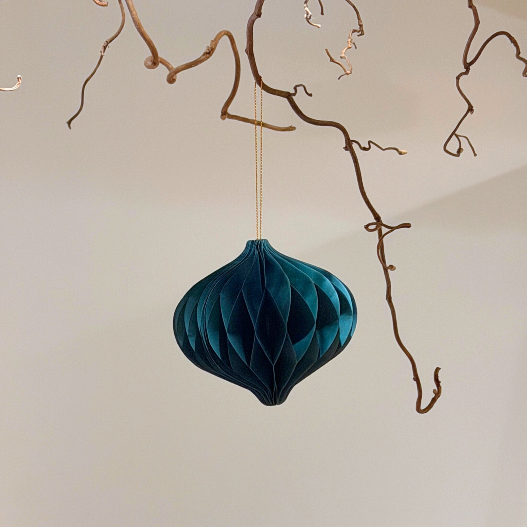 Ornament – Petroleum